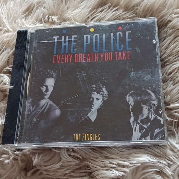 The police CD - Picture 3 of 5